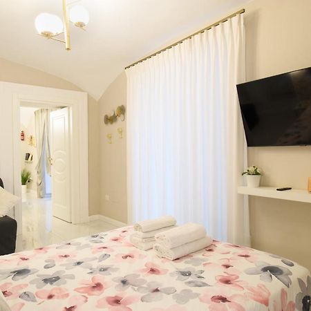 Grandapartments Via Toledo Napoli Dış mekan fotoğraf