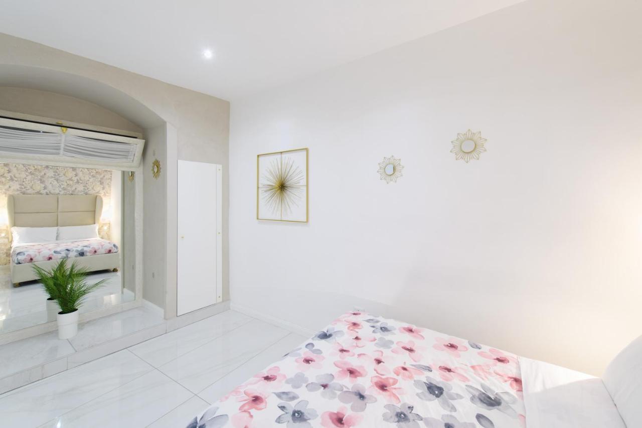 Grandapartments Via Toledo Napoli Dış mekan fotoğraf
