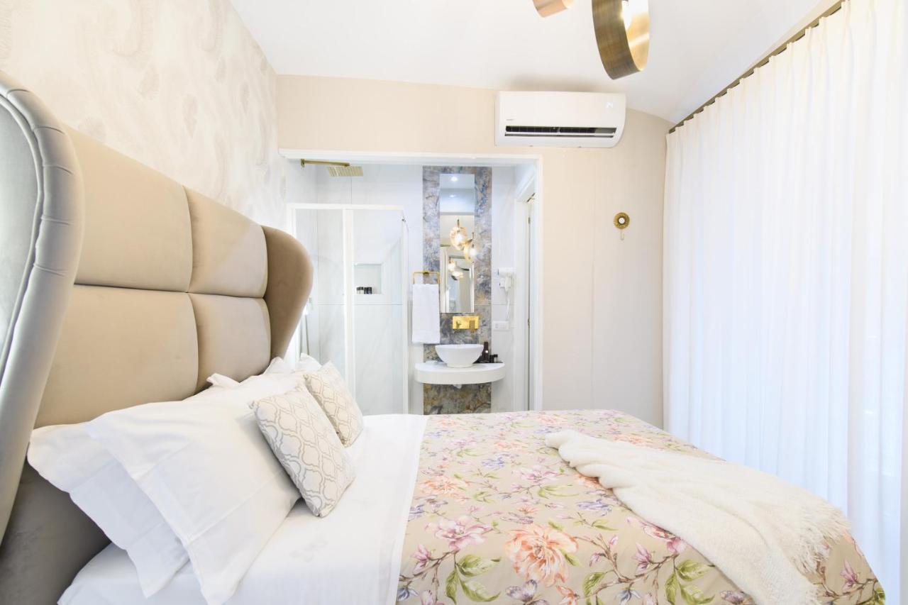 Grandapartments Via Toledo Napoli Dış mekan fotoğraf