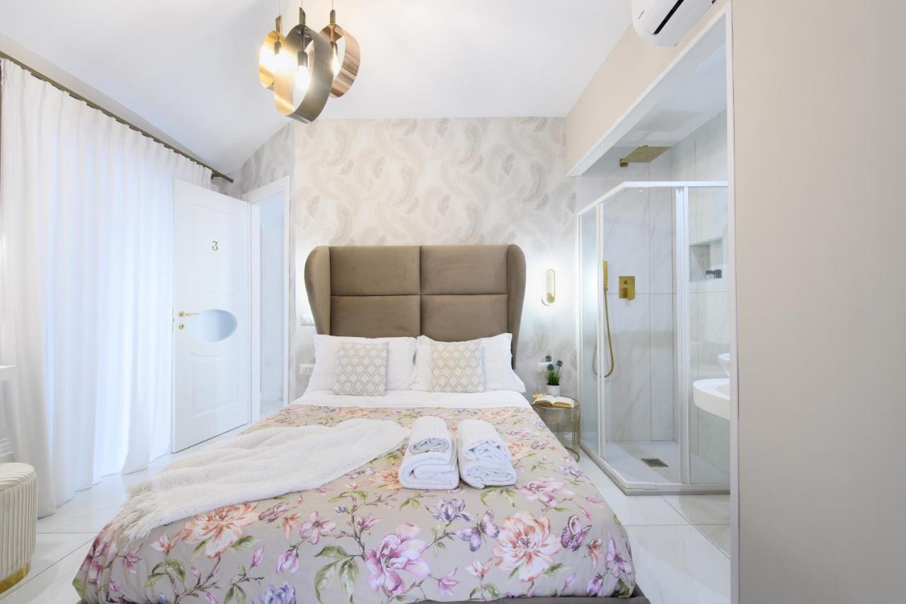 Grandapartments Via Toledo Napoli Dış mekan fotoğraf